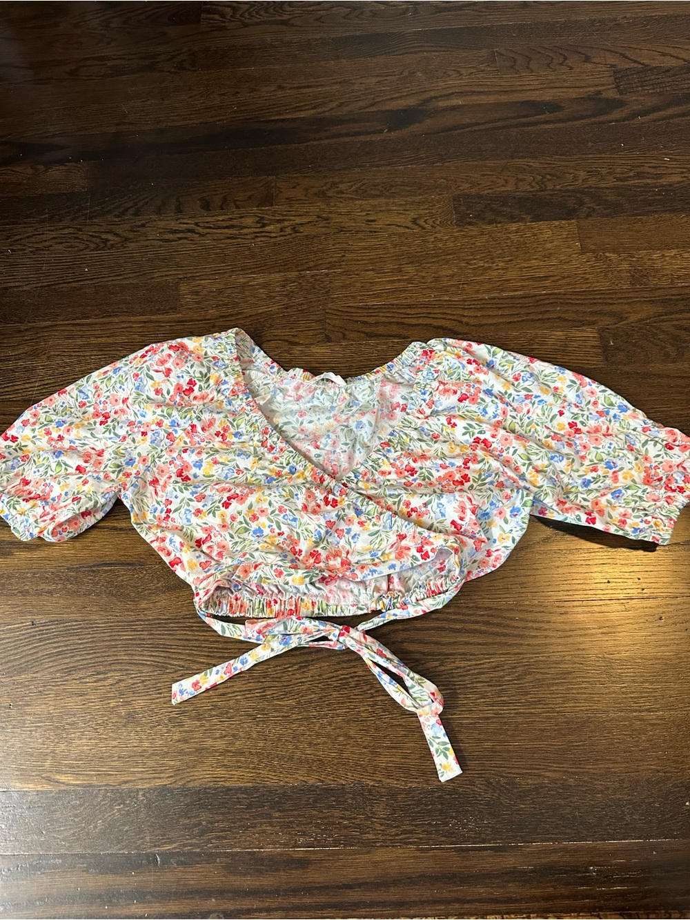 Tie-Front Floral Crop Blouse - White with Multicolor Floral Print